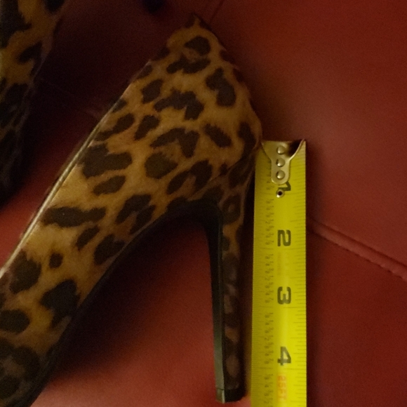 Shoes - Picture 6 of 6